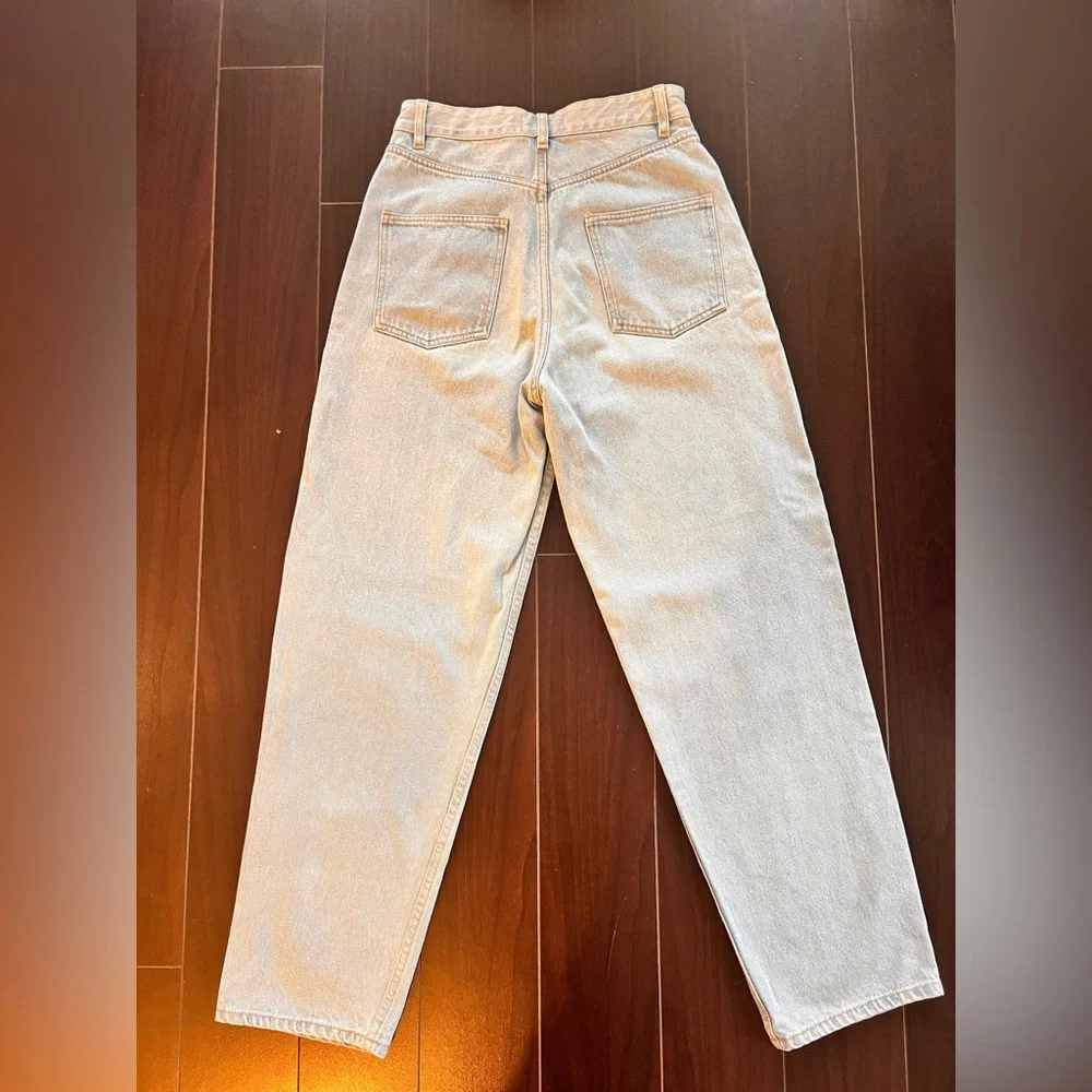 KOTN High Rise Light Wash Women's Jeans - Picture 4 of 7